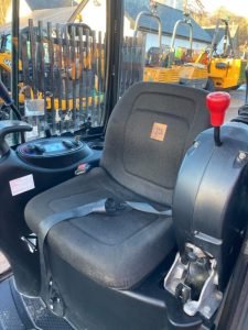 Jcb-8016-Cts-005-225x300 JCB 8016 CTS (2015) – Mini Pelle 1,5T – 2 487 h – Entièrement Révisée