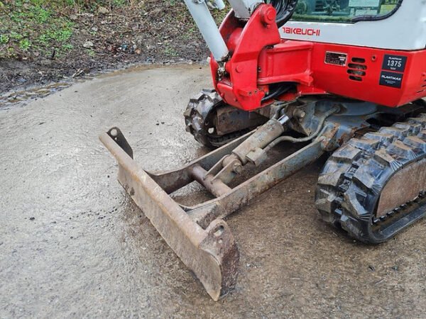 m7-5 Mini Pelle TAKEUCHI TB016 1.6 Tonne – occasion
